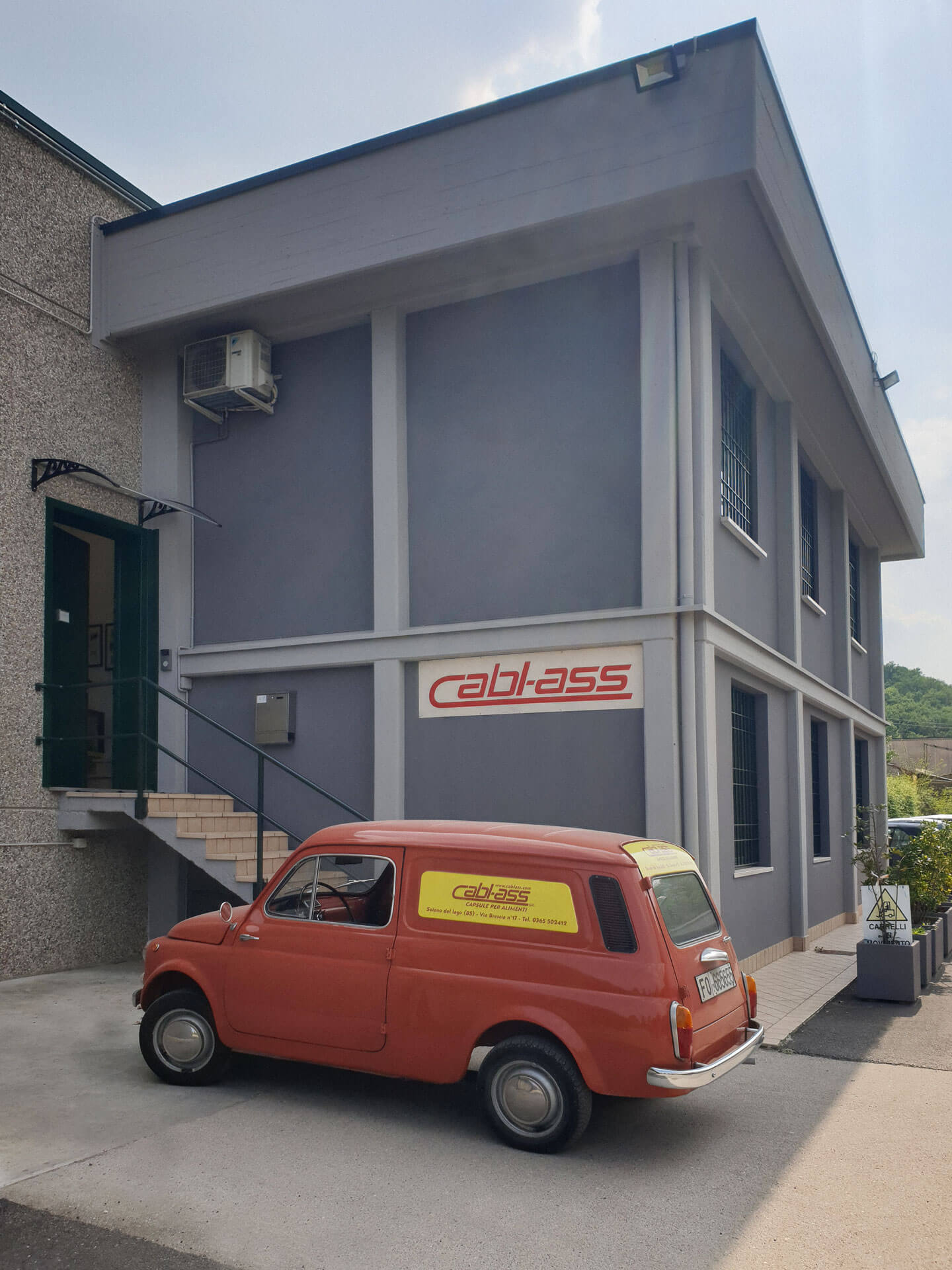 sede-azienda-stampaggio-materie-plastiche-cablass