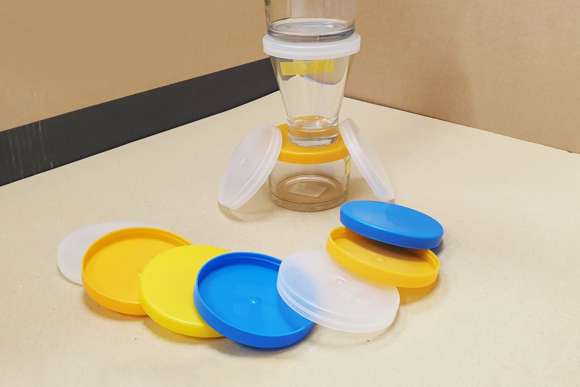Capsule-bicchiere-colorate-diametro-82-mm-art-1040